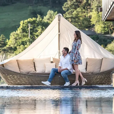 Hotel Abinea Dolomiti Romantic 4*