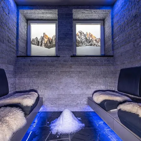 Abinea Dolomiti Romantic 4* Castelrotto
