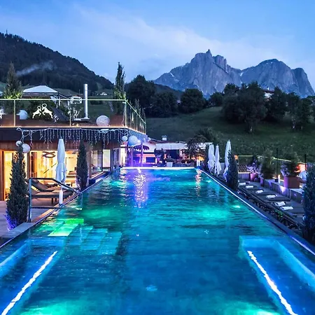 Abinea Dolomiti Romantic 4* Castelrotto